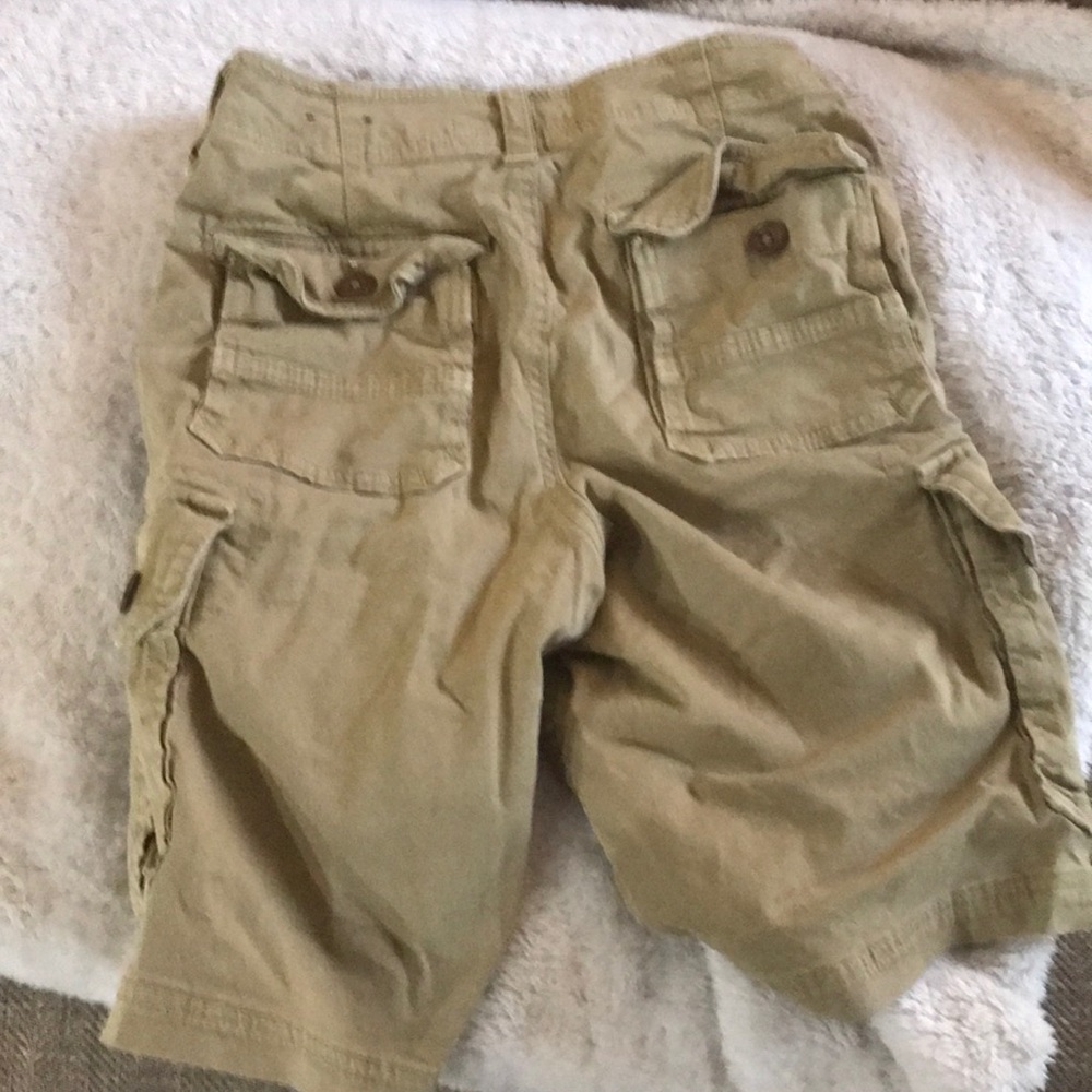 Shorts - Picture 3 of 3